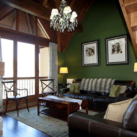 Ferienwohnung Charming Escarrilla Exterior foto