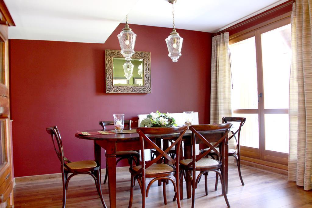 Ferienwohnung Charming Escarrilla Exterior foto